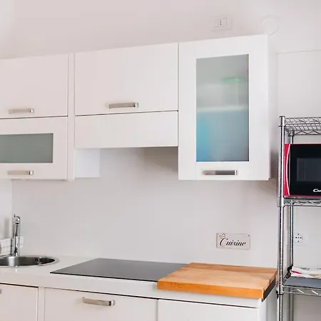 Azzurro Apartment